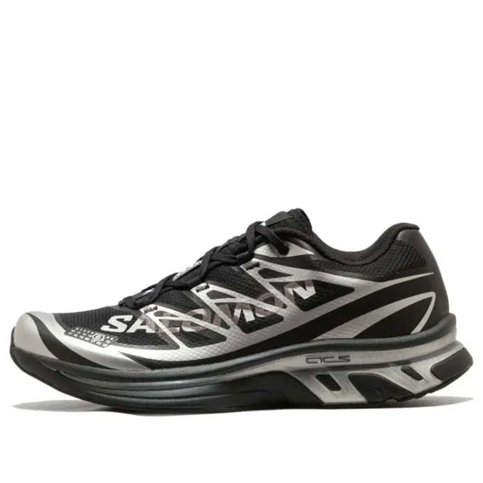 SALOMON x Margiela XT-MM6 „Black Silver“