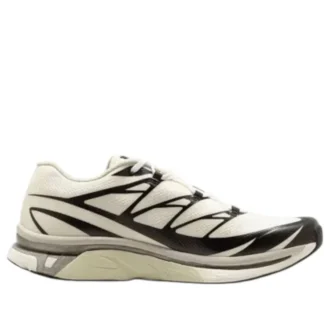 SALOMON x Margiela XT-MM6 „Vanilla Ice Black“