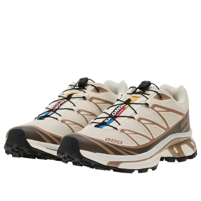 XT-6 „Almond Milk Portabella“