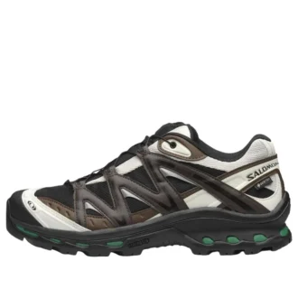 XT-QUEST Gore-Tex „Black Delicioso“
